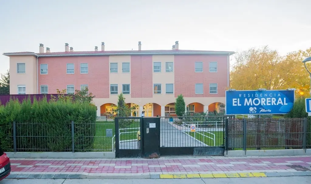 Residencia Residencia Albertia El Moreral